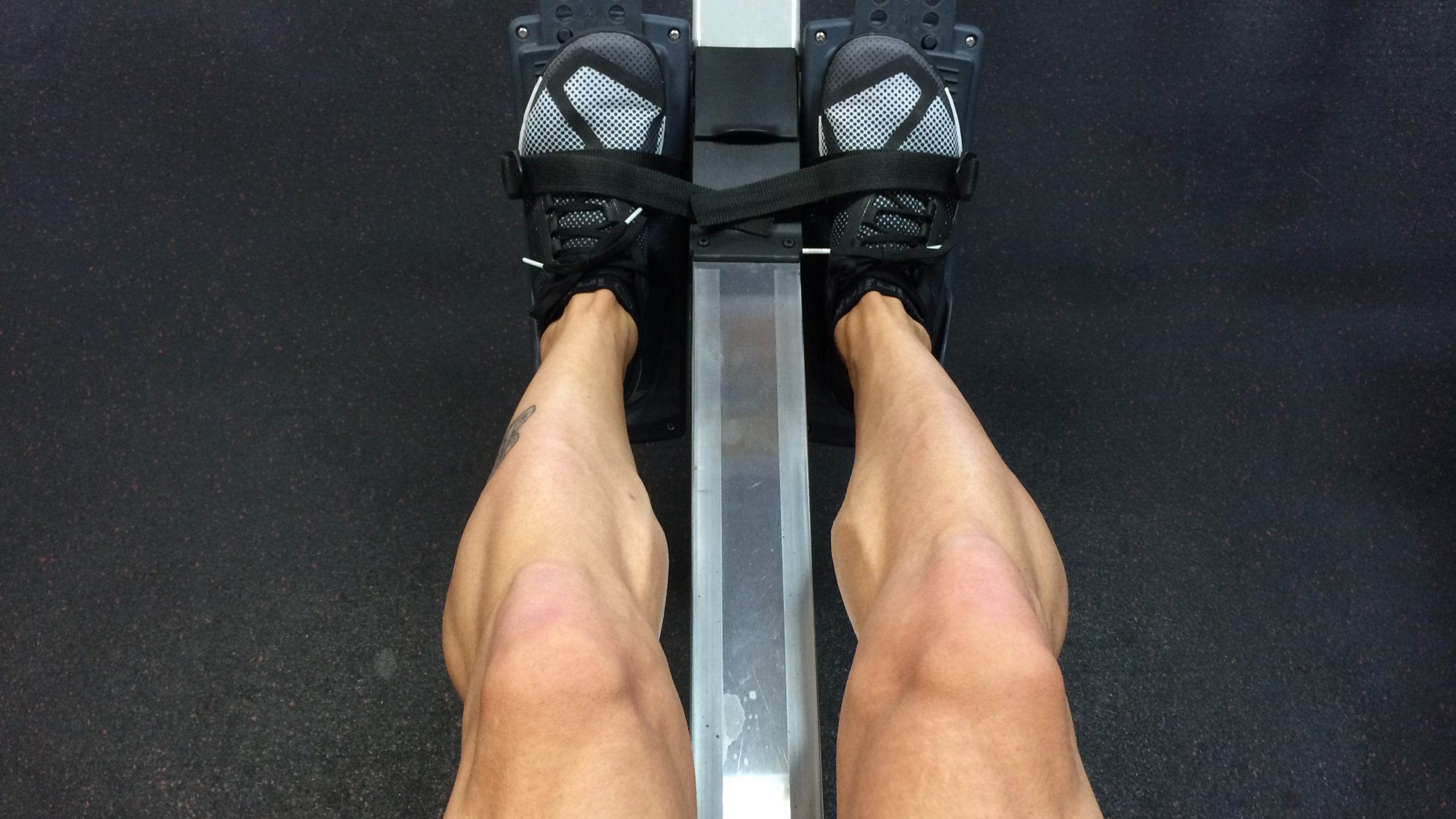 ¿Por qué me dan temblores musculares después de entrenar?